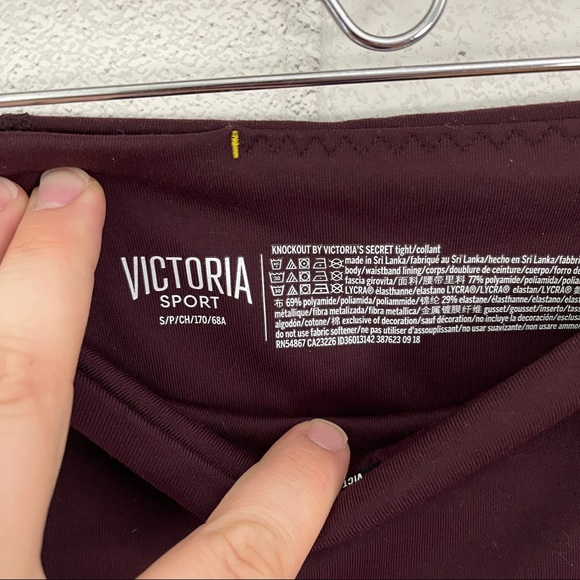 VICTORIA’S SECRET Victoria Sport Maroon & Gold Knockout Tight Leggings - Picture 9 of 10